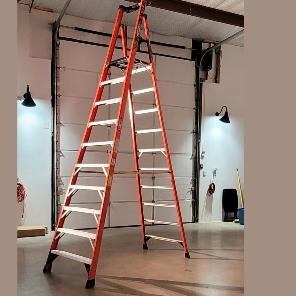 10 ft platform ladder